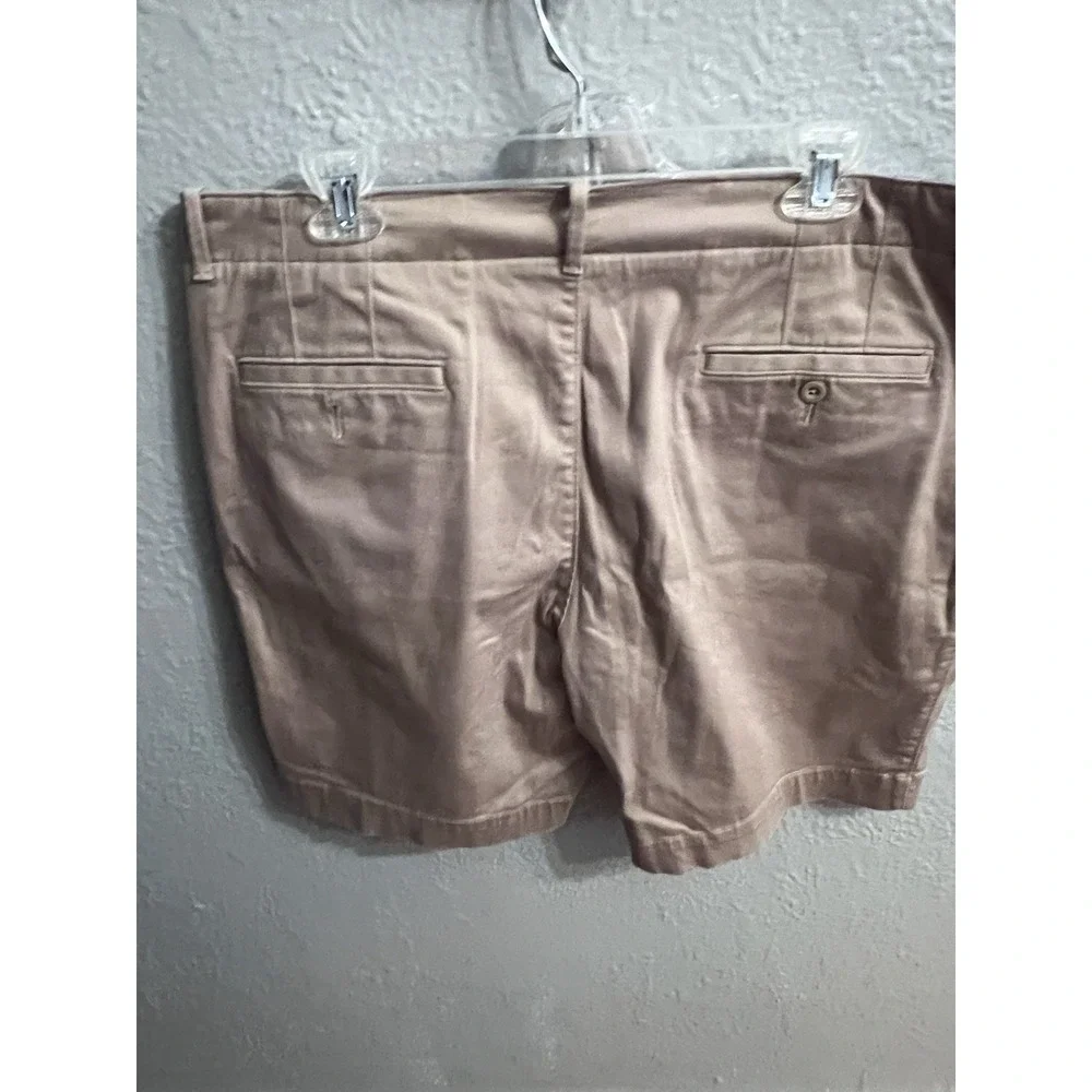 Cremieux Men's‎  Beige Chino Golf Shorts Size 38 Inseam 8.5 Inches